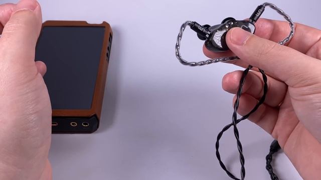 Обзор наушников Unique Melody MEST Mk II смотреть онлайн