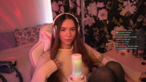 Alinaavii спалила где они с JesusAVGN живут