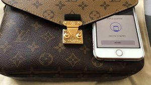 Louis Vuitton pochette metis reverse monogram scanning microchip with NFC Tools app!