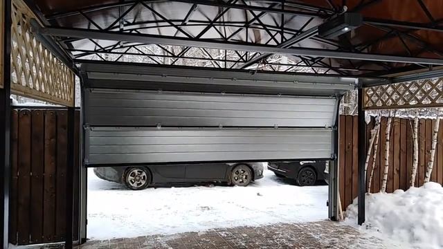 Подъемные Ворота Hormann (вид сзади) смотреть онлайн