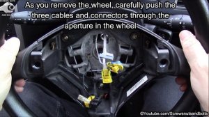 How to Remove the Steering Wheel and Airbag on a Peugeot 307