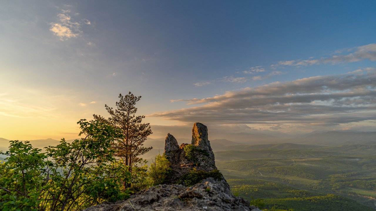 Адыгея Даховская осень скала