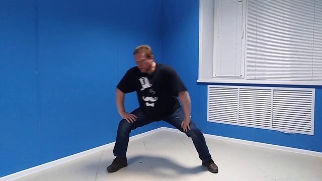 8 отрезов парчи. Упр. 5: Вращать поясницей.