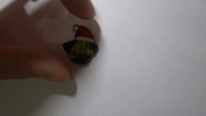 брелок или значок из пластиковой крышки коробки/Mk ЧИЖ/