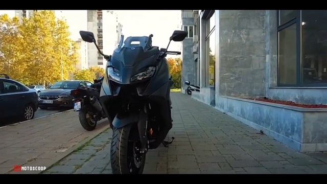 Review the New 2022 Yamaha Maxi Scooter by its Features – TMAX Latest Update and Walkaround смотреть онлайн