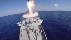 Крылатые ракеты _Калибр_ кораблей ВМФ РФ.mp4