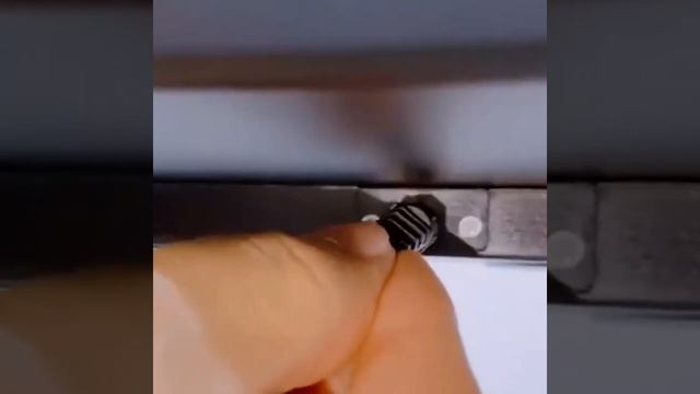 LEMLEO Столик с охлаждением для ноутбука и планшета, складной с вентиляторами и регулировкой высоты смотреть онлайн