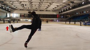 Торможение на внешнем ребре лезвия | Ice skating |