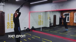 10 лучших упражнений на пресс на петлях TRX