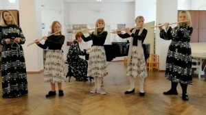 В. А. Моцарт. Аллегретто из оперы "Волшебная флейта". Исп. ансамбль флейт.