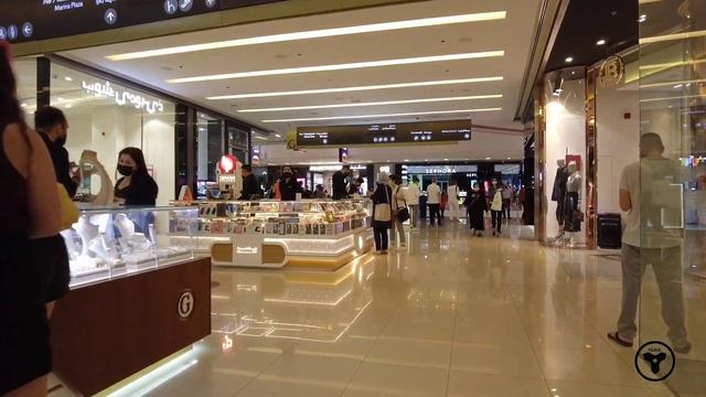 Marina mall Dubai night walking tour 2022 (asmr) смотреть онлайн