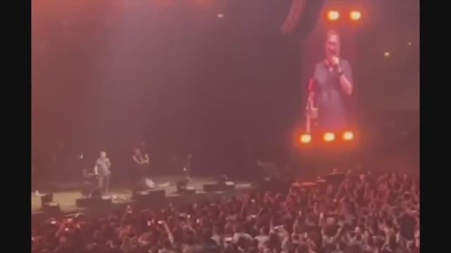 Шевчук исполнил песню в честь Навального