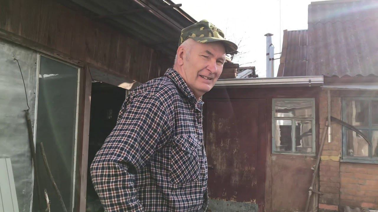 Весна на  Кубани. Огород. Цветёт белая лесная фиалка. смотреть онлайн