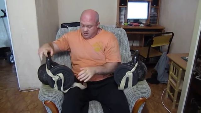 жим двух гирь по 50кг сидя 7раз смотреть онлайн