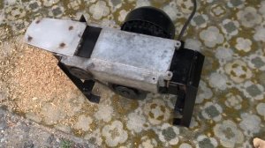 Деревообрабатывающий станок 220В