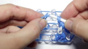 Зайчик на карандаш/Плетение резинками/Плетение из резинок игрушки