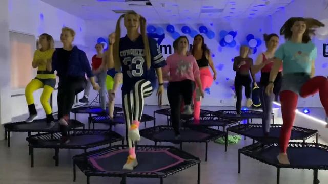 JUMPING в стиле 90-х •Jumping7nebospb• #санктпетербург #jumping #спорт #party