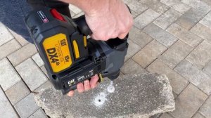 CAT DX21 | bürstenloser 18V Akku Bohrhammer | SDS Plus Aufnahme | Impulsmodus | mit 2 x 4.0 Ah Akku