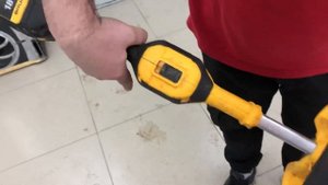 Триммер Dewalt