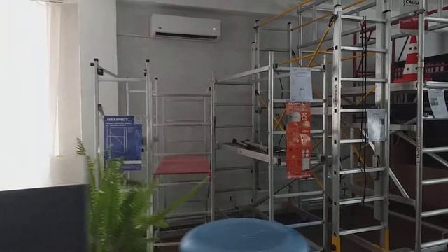 Лестницы и стремянки.Вышки и леса. Для дома и строительных работ. смотреть онлайн