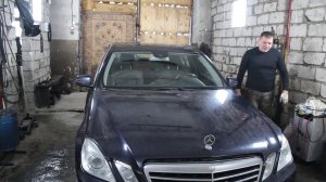 Mercedes-Benz W212 E300. Двигатель 272. Причина обрыва обводного ремня. Устранение течи масла