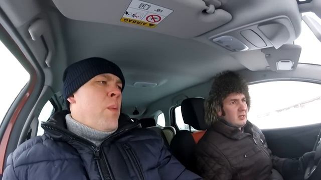 Пытаемся засадить Renault Kaptur 2,0 АТ (отзыв владельца) смотреть онлайн