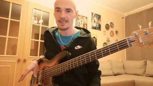 Бас-гитара уроки для начинающих. Работа большого пальца, помимо глушение струн! Игра пальцами.