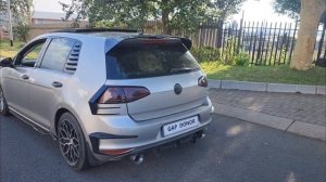 VW Golf 7 1.4l TSi Downpipe exhaust sound with pops and bangs