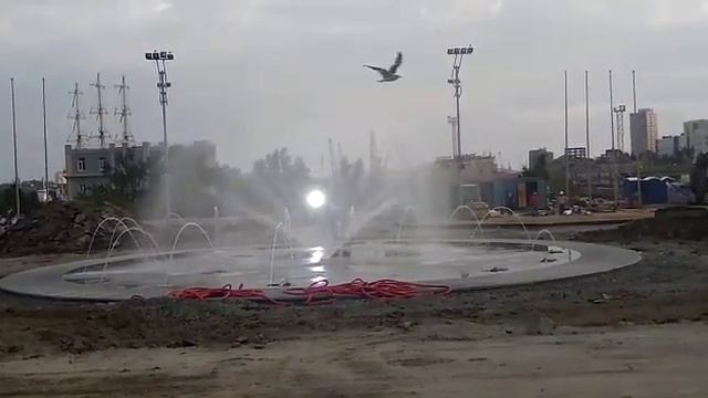 Тест фонтана на центральной площади Владивостока смотреть онлайн