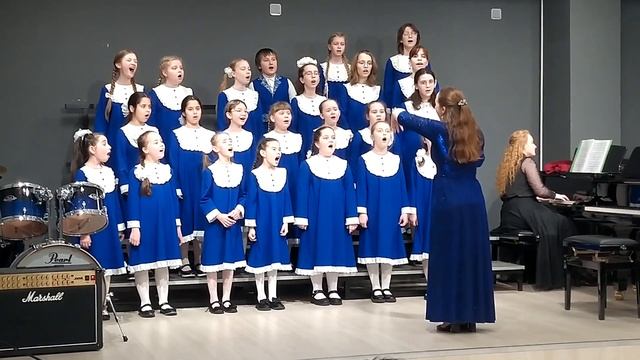 "По зелёным холмам океана" - Е. Подгайц/С. Козлов. Исполняет младший хор "Камертончики"