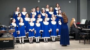 "По зелёным холмам океана" - Е. Подгайц/С. Козлов. Исполняет младший хор "Камертончики"