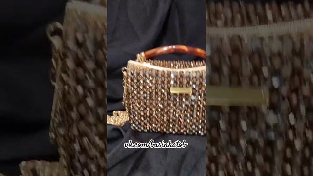 #сумкиизбусин #handmade #тренды #trend #bead #bag #сумки #bagbeads #ручная_работа #сумкисвоимируками смотреть онлайн