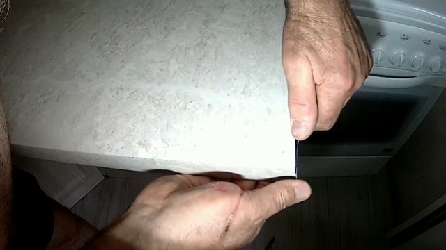 Кромку клеевую для ремонта и изготовления мебели приклеиваем..... утюгом. Guru from the USSR. смотреть онлайн