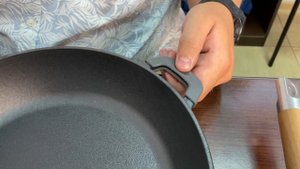 Чугунные сковородки БИОЛ, обзор и сравнение. Сковородки гриль и чугунные казаны