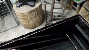 Коптильня горячего копчения двухъярусная .