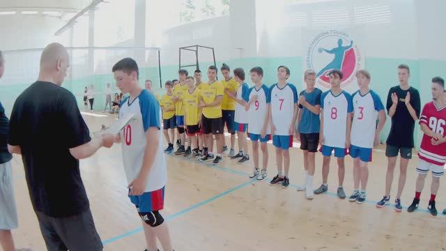 Награждение призеров турнира по волейболу среди юношей (12.06.22)