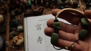 Браслет ручной работы из нефрита и клыка кабана. #maxgorky