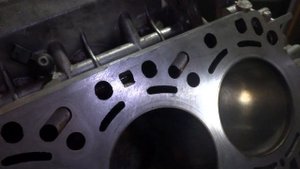 PORSCHE CAYENNE трещина в масляном канале