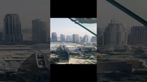 Вид на Бурдж Халифу со смотровой Sky Views. Дубай. ОАЭ.