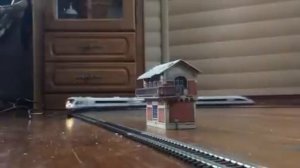 "Сапсан" модель PIKO запускаем дома