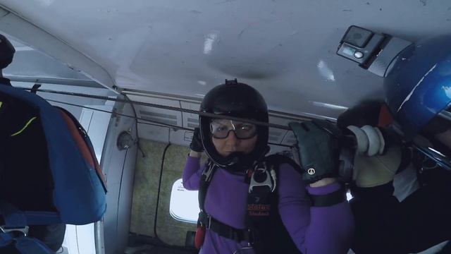 Прыжок c парашютом с ан-28 с кувырком