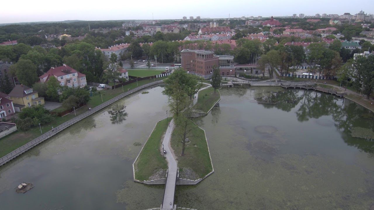пруд Поплавок, место для вечерних пешеходных и велосипедных прогулок смотреть онлайн