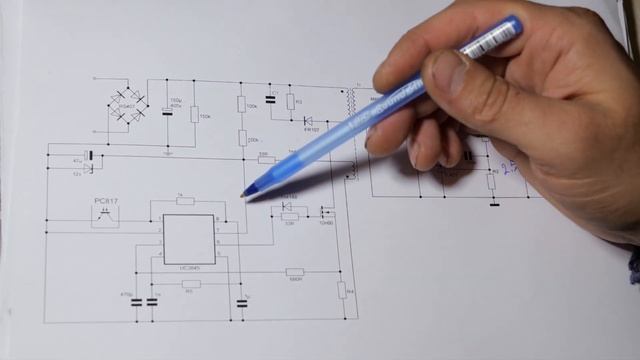 UC3845? схема простейшего обратноходового ИИП смотреть онлайн