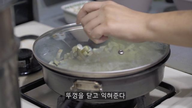 아기가 좋아하는 유아식 만들기 / 13개월 쌍둥이 유아식 먹방 Vlog / Making Korean baby food that babies love смотреть онлайн