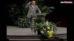 Кто то взят, а кто то оставлен    Лестер Самралл