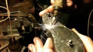 Электроискровая обработка металла