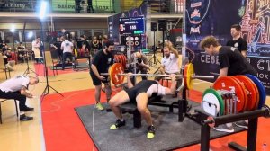 Жим штанги лёжа без экипировки 155 кг.