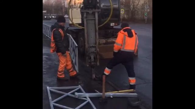Монтаж перильного ограждения.