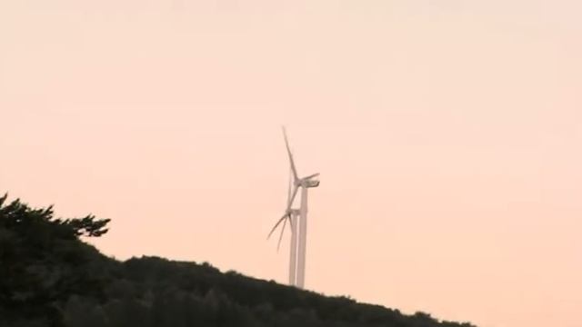 Бузлуджа памятник и ветряки смотреть онлайн