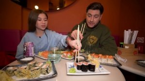 24 ЧАСА С ДОЧКОЙ В НАРУЧНИКАХ ЧЕЛЛЕНДЖ! (очень жёстко)